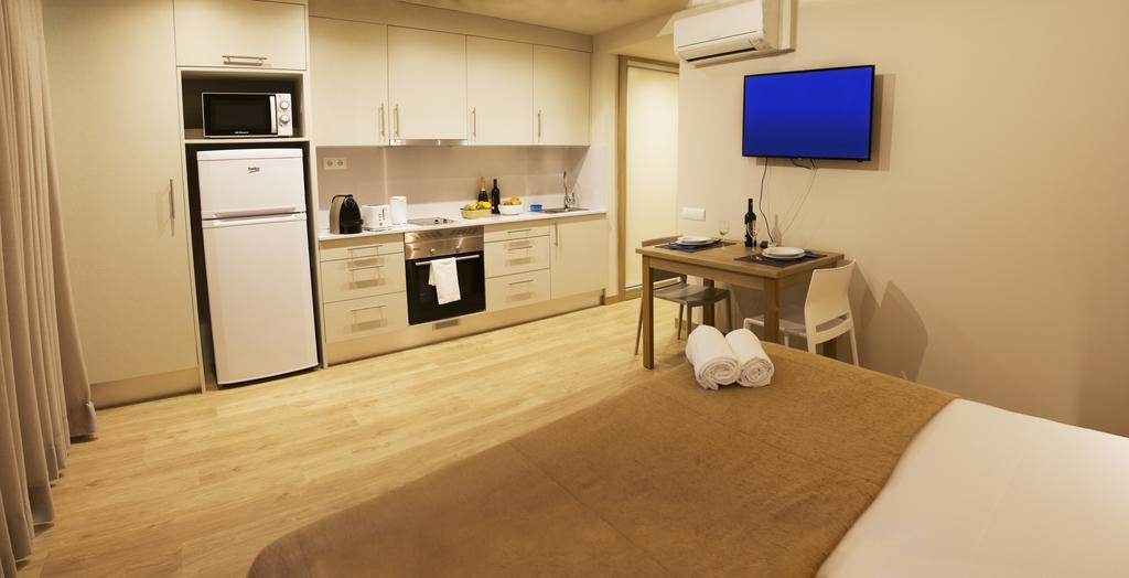 Apartamentos Voramar Castelldefels Luaran gambar